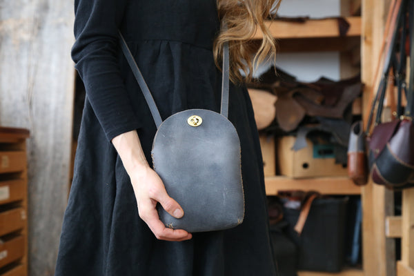 Leather Purses & Handbags