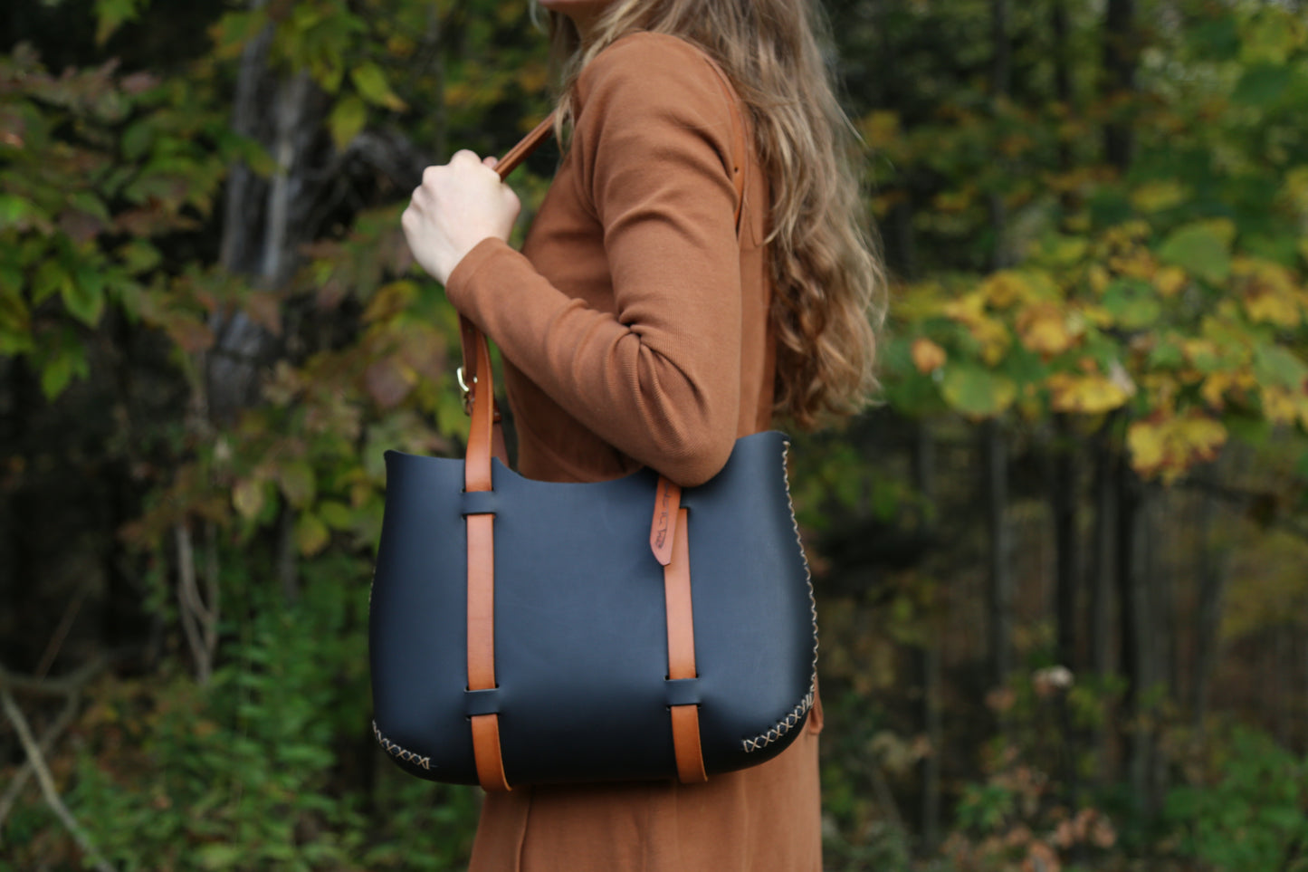 Load image into Gallery viewer, The Forest Tote in Black cordoban water buffalo with Ochre Steerhide Straps
