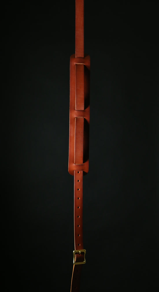 Load image into Gallery viewer, Classic Leather Guitar Strap
