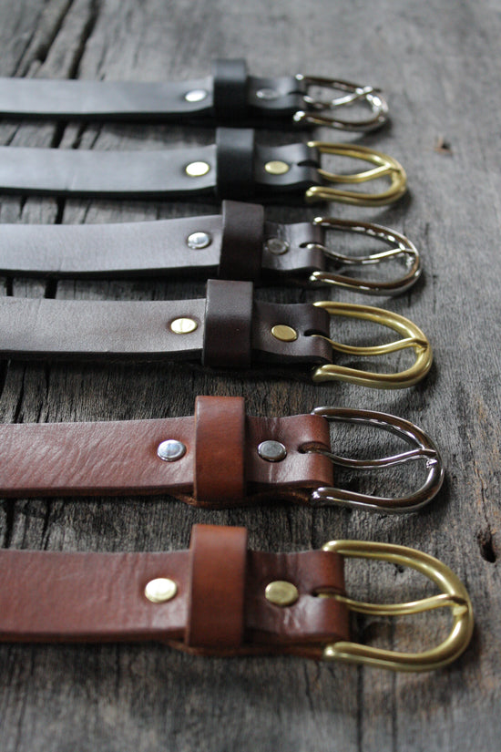 Load image into Gallery viewer, Classic 1.25&amp;quot; Handmade Leather Belt
