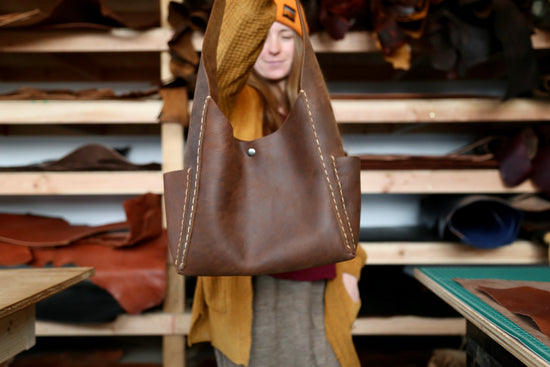 Load image into Gallery viewer, Two Pocket Bag in Medium Brown
